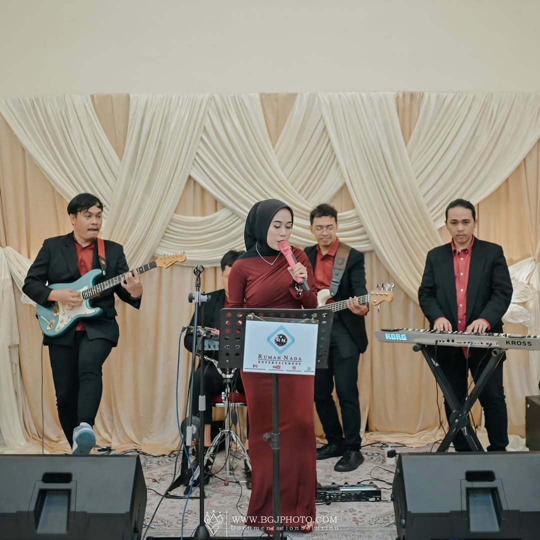 Stage Performance - wedding event by Rumah Nada Entertainment